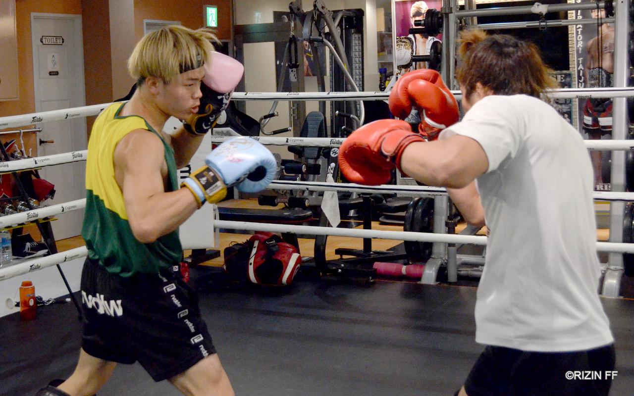 画像 : 2番目の画像 - 20200919_那須川天心_公開練習_2 - RIZIN FIGHTING FEDERATION オフィシャルサイト