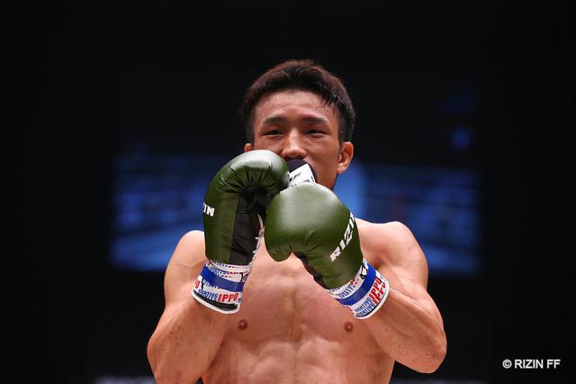 画像: 勝利者マイク