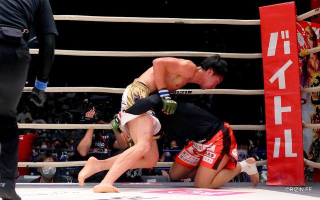 画像3: 蹴りのバリエーションを持つ瀧澤と総合力で応える金太郎