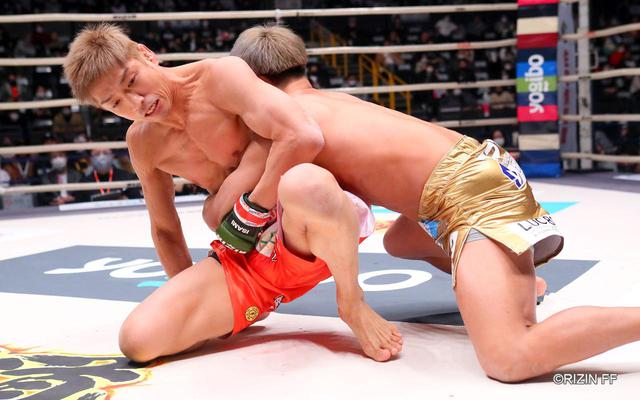 画像3: まさに異種格闘技戦?!寝技の所vs.レスリング太田の攻防
