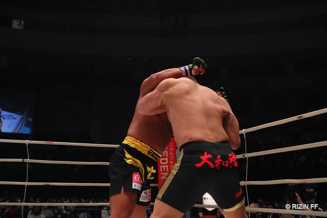 画像1: ROUND 1