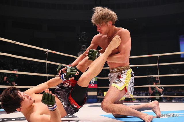 画像3: ROUND 1