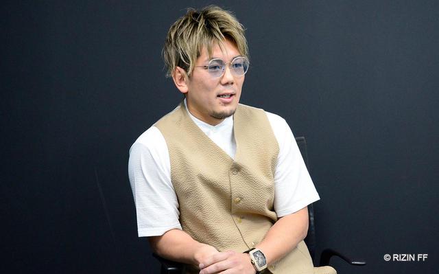 画像2: Kouzi made an appearance and called for a 1-night kickboxing tournament with the finals being the main event for RIZIN.28