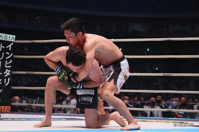 画像8: ROUND 2