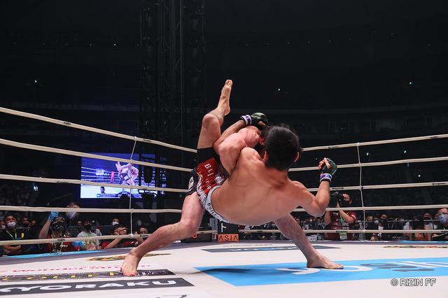 画像4: ROUND 1