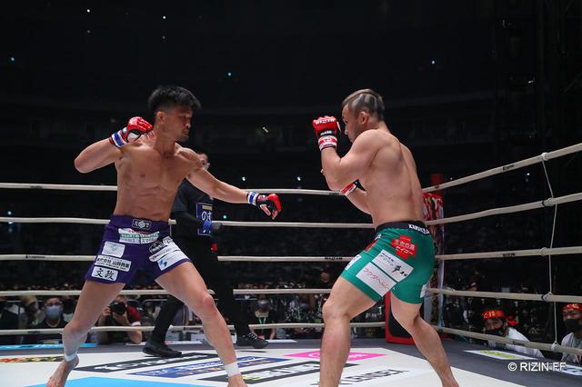 画像1: ROUND 1