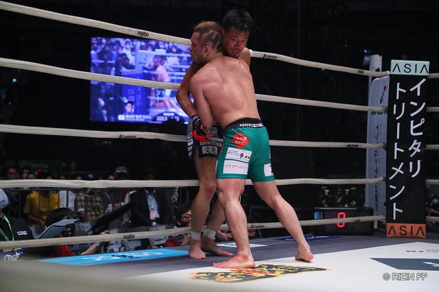 画像2: ROUND 3
