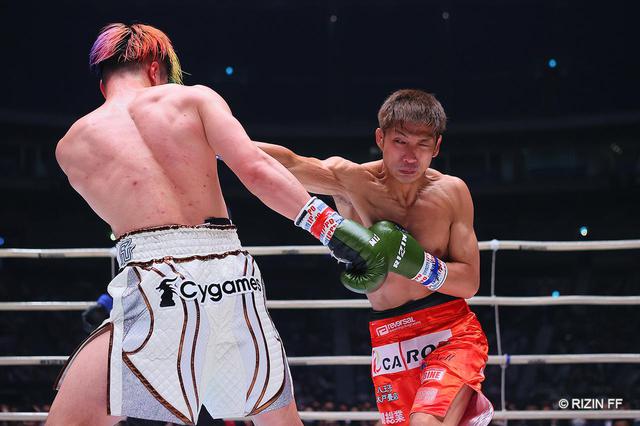 画像2: ROUND 3(vs. 所英男)