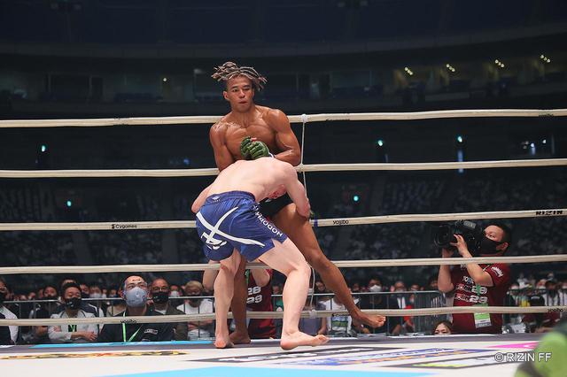 画像2: ROUND 3