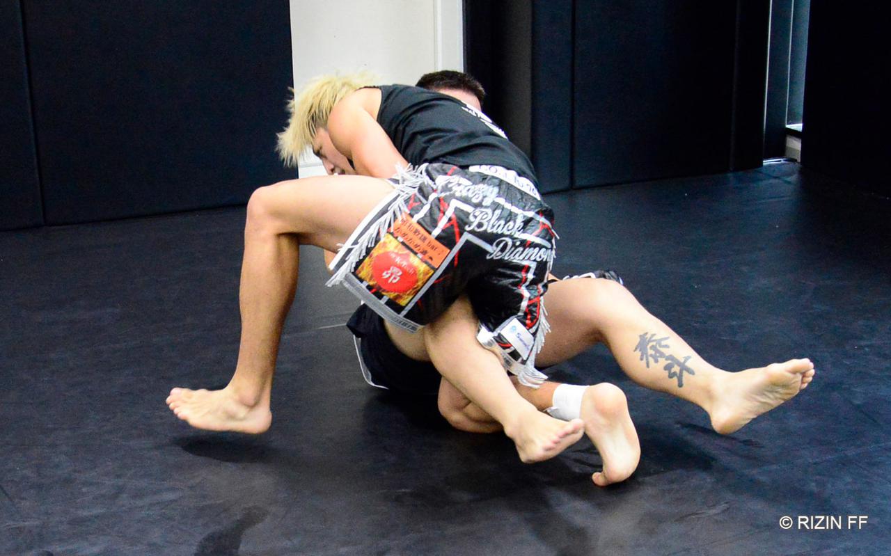 画像 : 2番目の画像 - 2021年9月10日（金）鈴木千裕 公開練習_2 - RIZIN FIGHTING FEDERATION オフィシャルサイト