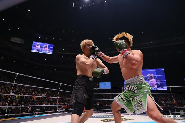 試合結果】Yogibo presents RIZIN.33 第13試合／那須川天心 vs. 五味 