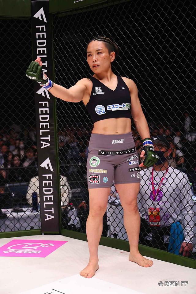 浅倉カンナサイン 61drLIAYE-L._AC_SY200_QL15_.jpg