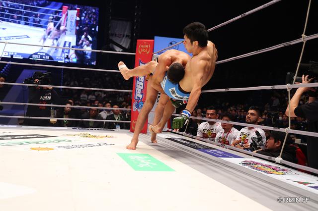 試合結果】にゃんこ大戦争 presents RIZIN.45 第15試合／クレベル