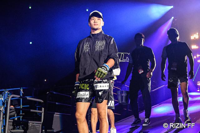 yogibo - RIZIN48 高木凌サイン入りYogibo yogibo - RIZIN48 高木凌サイン入りYogiboの通販 by 売り切り