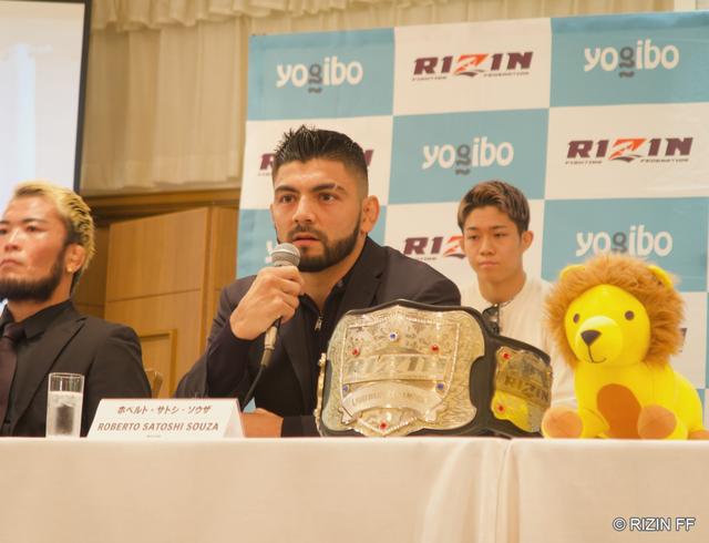 b*r様 全格闘技カード大百科 b*r様 全格闘技カード大百科 - メルカリ