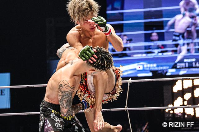 スポーツ選手 RIZIN 試合結果】RIZIN DECADE 雷神番外地 第5試合／野田蒼 vs. 篠塚辰樹