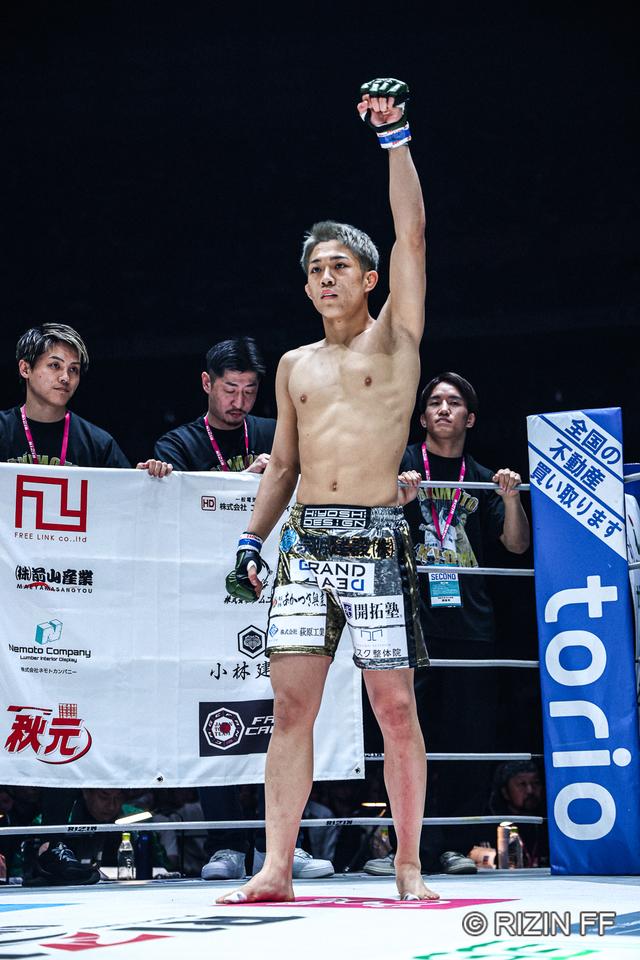 試合結果】RIZIN男祭り 第14試合／高木凌 vs. 秋元強真 - RIZIN