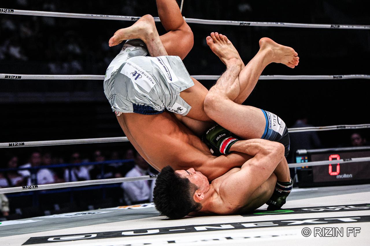 画像2: ROUND 1