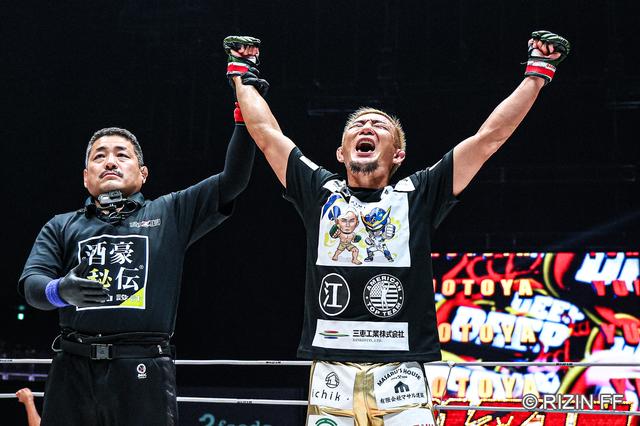 試合結果】RIZIN.51 第11試合／元谷友貴 vs. 神龍誠 - RIZIN FIGHTING