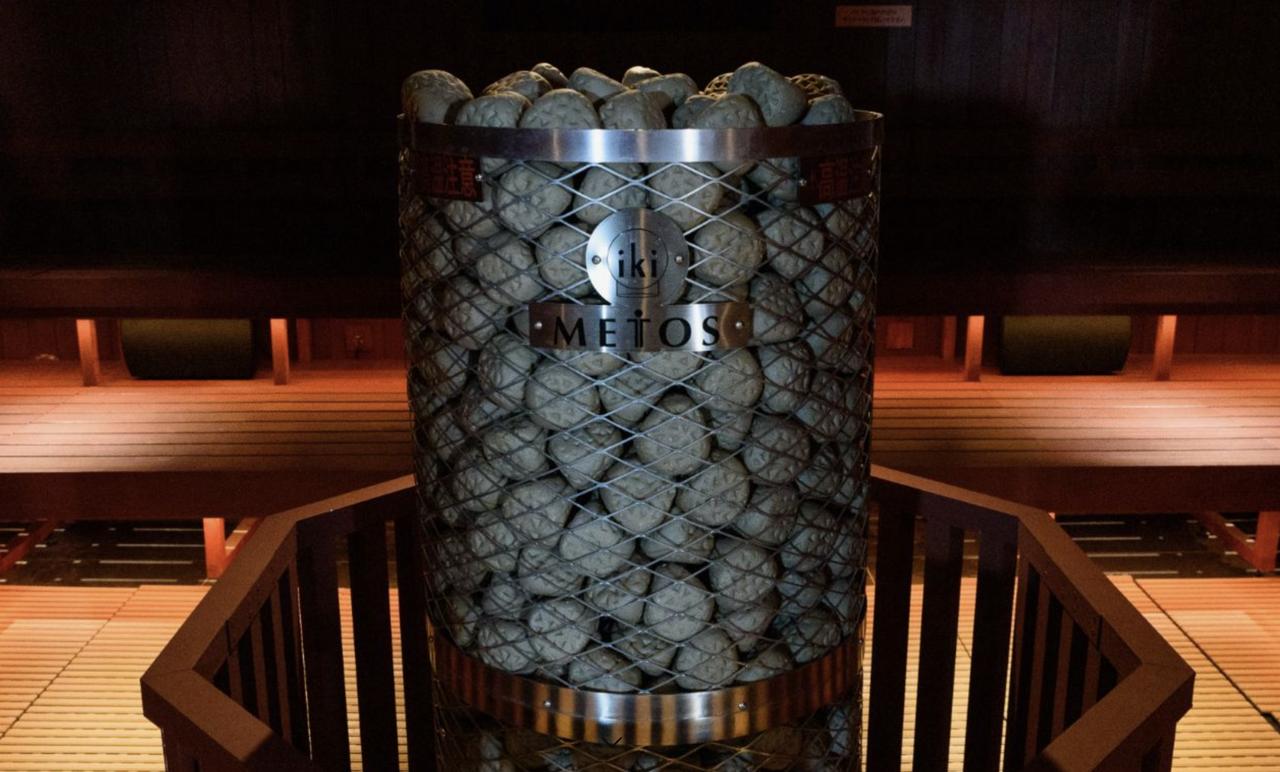 画像2: 12/24(水)からRIZIN師走の超強者祭りが「サウナ東京」をジャック!RIZINのテーマソングの中、熱風を送るパフォーマンス「アウフグース」が楽しめる!