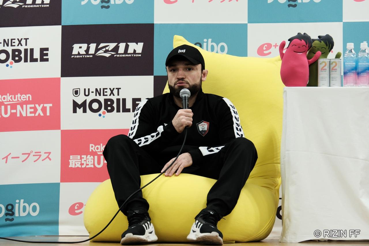 画像2: ヴガール・ケラモフ「今日の判定に関しては文句があります、というか満足していません」