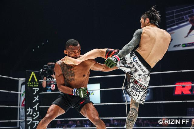 試合結果】RIZIN.52 第7試合／伊藤裕樹 vs. カルロス・モタ - RIZIN