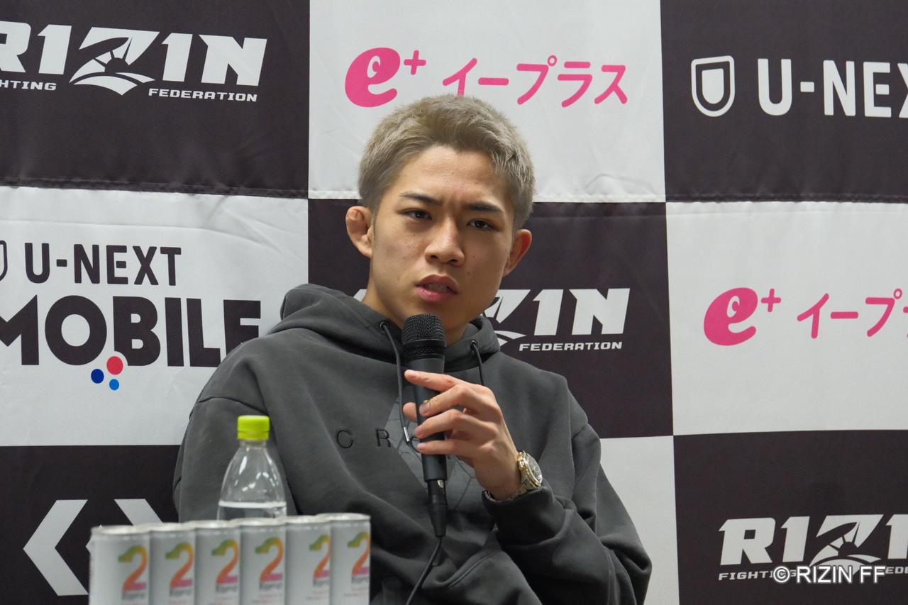 画像3: 秋元強真「どんな強い外国人選手来ても、僕が壁になって倒せるように頑張ります」