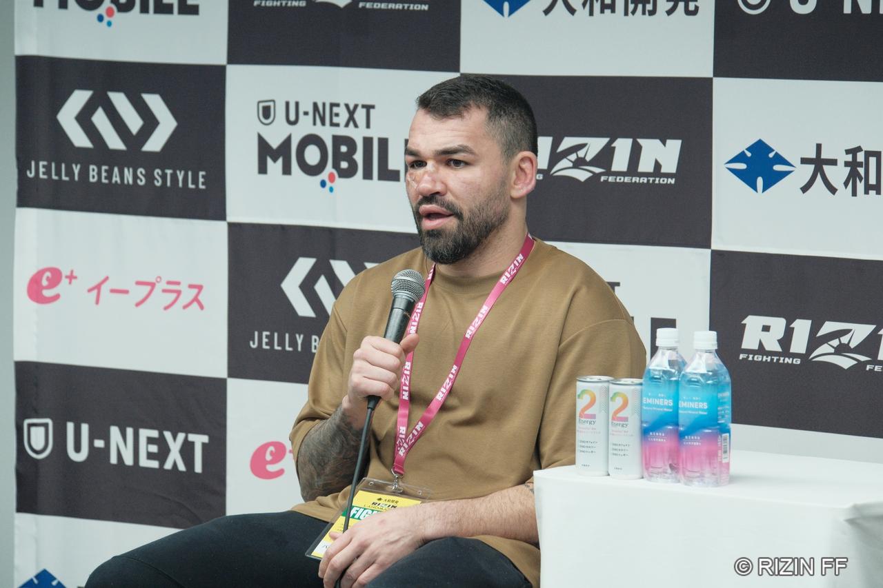 画像2: パトリッキー・ピットブル「家族に会って落ち着いて、それからまた戻ってきたい」