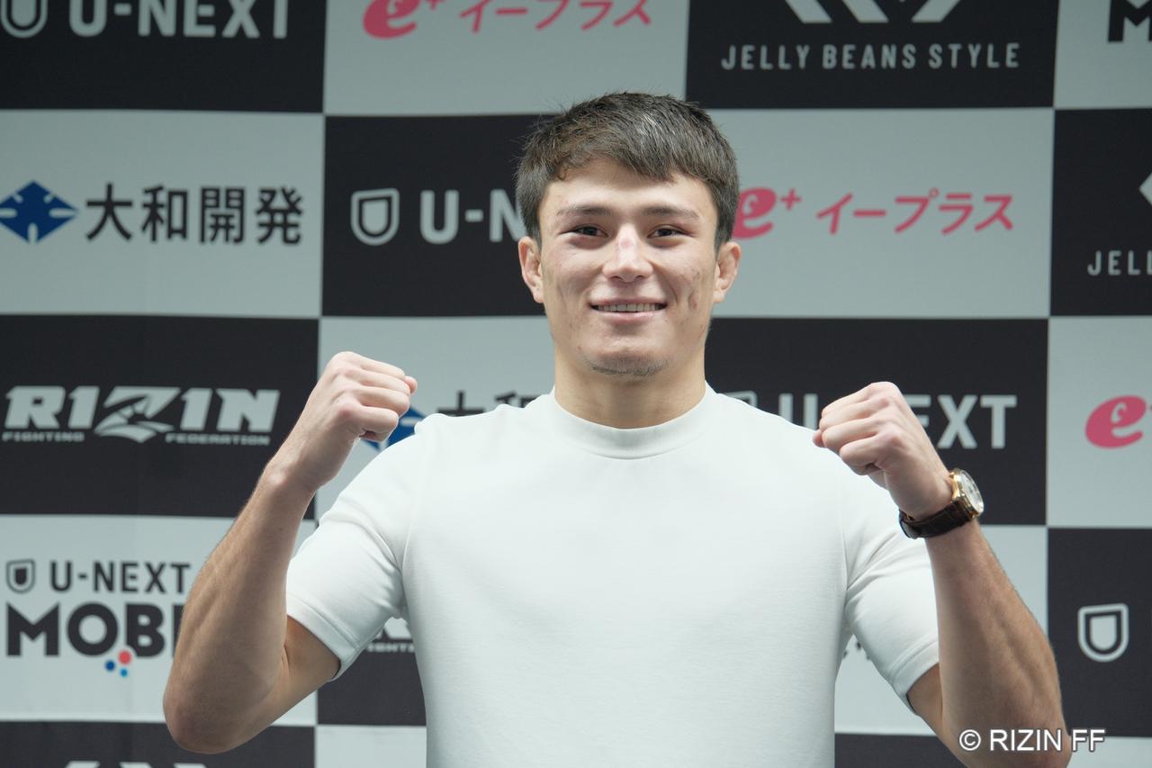 画像1: ヌルハン・ズマガジー「このまま勝ち星を積み続けて、そしてベルトに辿り着きたい」