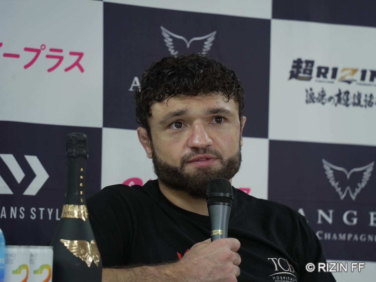 画像2: ヴガール・ケラモフ「シンゴに対して感謝の気持ちしかない」