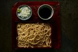 画像2: つるっと啜るのが江戸の粋!
「砂場」の蕎麦