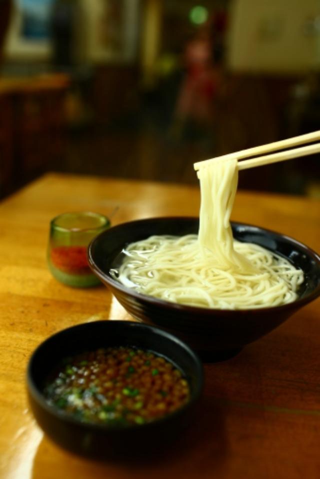 画像5: カプチーノ風の山かけうどんは絶品!