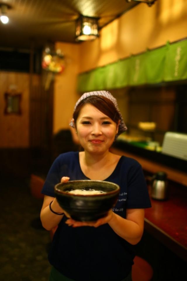 画像9: 湯気が立ち込める織田薪。おいなりさんが絶品!