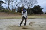 画像: クラブより先にボールが飛び出している