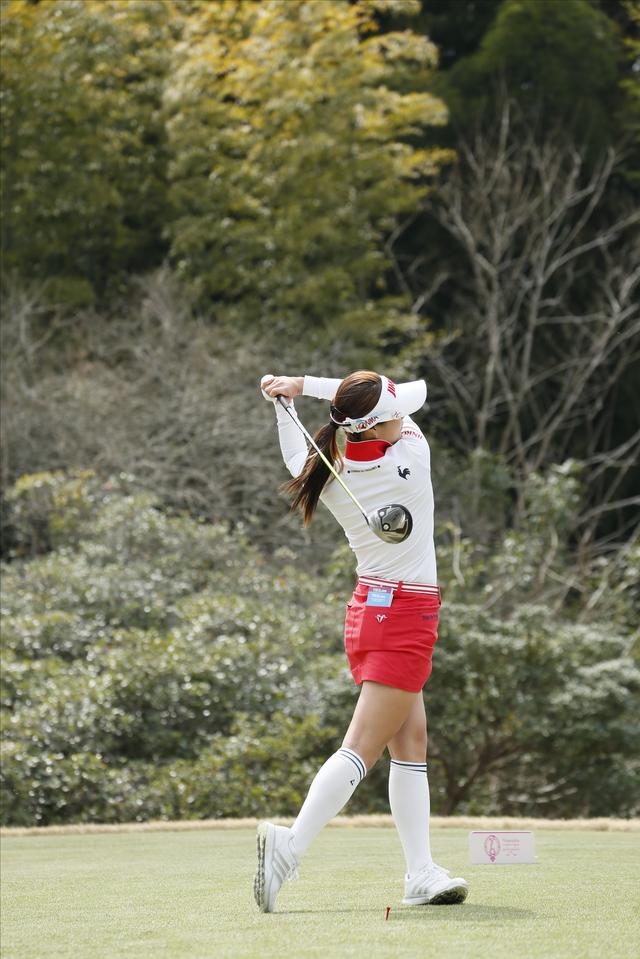 画像12: 【VOTE】ボミとハヌル”スウィング美人はどっち?”