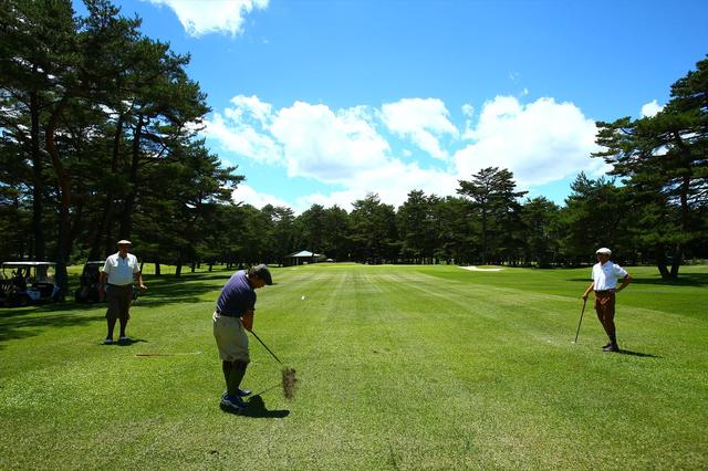 画像: 出だし3ホールで1オーバー。あれ…いつもより良いぞ…。