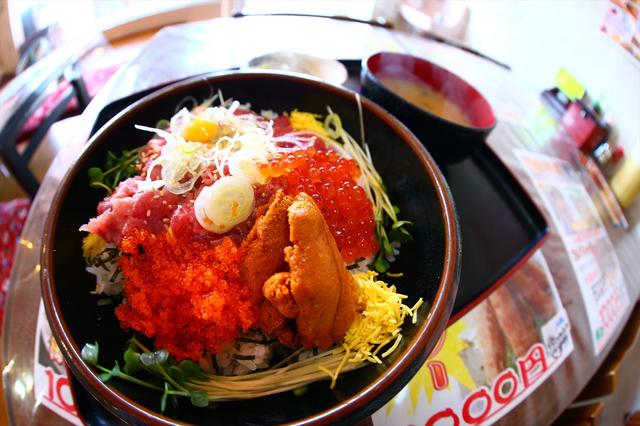 画像4: 大宮総合地方卸売市場で見つけた! 超でか盛りランチ