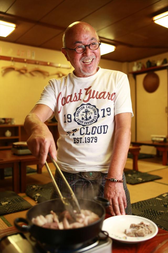 画像1: 博多の最深部で見つけた「もつのすき焼き」