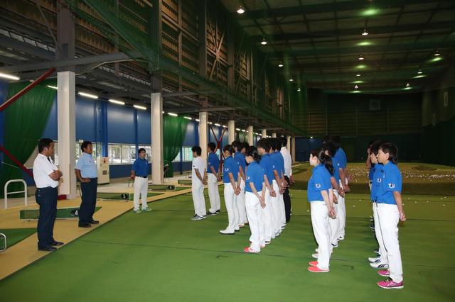 画像: 名門ゴルフ部では、規律と礼儀を重んじる