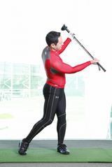 画像4: 腰痛予防に!「ゆりかごスウィング」でゴルフを楽しもう