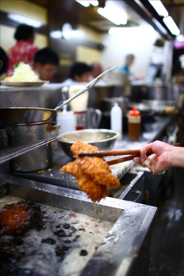 画像2: 【動画】今日はじめて「キッチン南海」でカツカレー食べたんですけど…