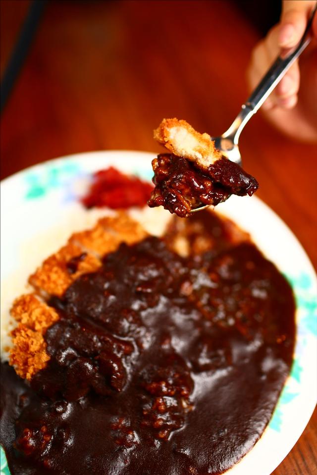 画像11: 【動画】今日はじめて「キッチン南海」でカツカレー食べたんですけど…