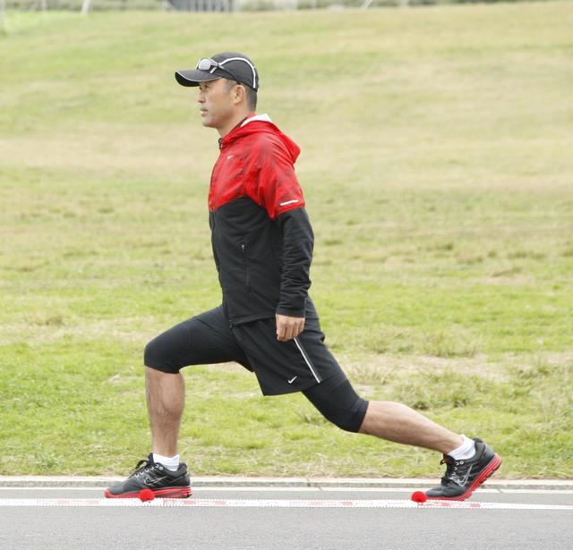画像2: ラウンド前日に効果的!″一歩1ヤード″の下半身エクササイズ