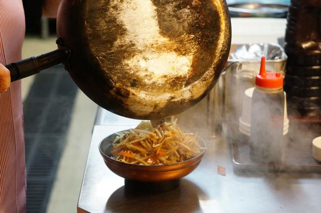 画像6: 【噂のSAグルメ】ビタミンB1たっぷり!夏バテに効く「いも豚おいしー」@館山道・市原SA