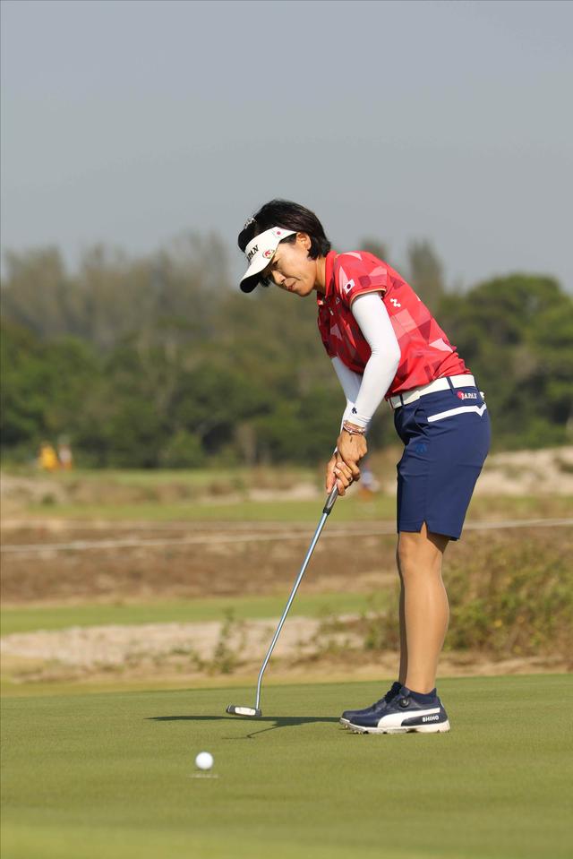 画像3: 【リオ五輪女子ゴルフ速報】大山も野村もメダル圏内!(^^)!丸山コーチの教えが効いた⁉︎