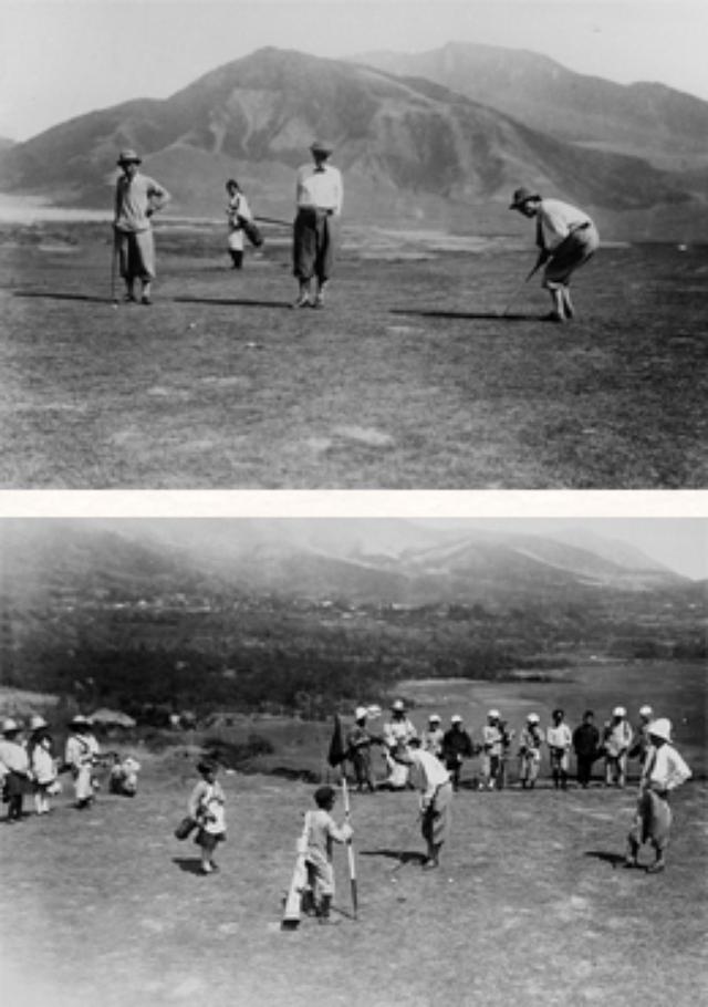 画像: 上:開場当時のコース 下:地元の学生キャディとプレーヤー www.sengokugolf.jp
