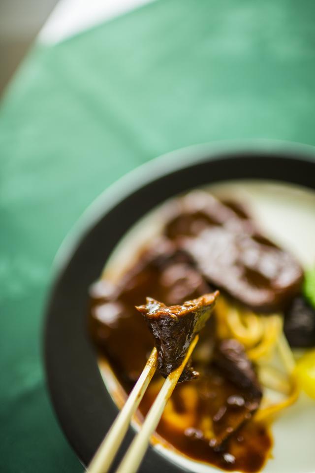 画像3: 洋食屋さんの定番メニュー“タンシチュー”