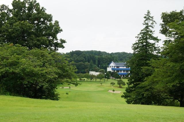 画像1: 東コース 9番 167Y/80Y