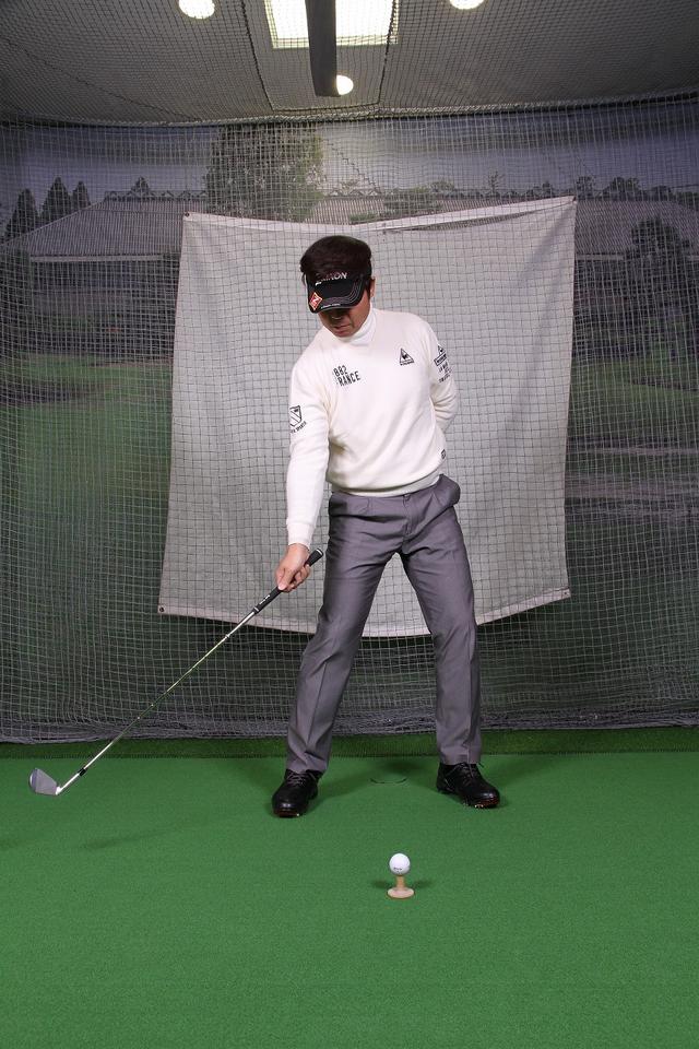 画像5: 飛ばしのポイントは″右手のリリース″!右手1本でクラブを持ってボールを打つ練習しよう