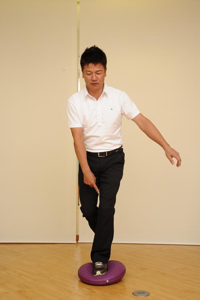 画像6: ひざの故障を防ぐ!腕をしっかりローテーションしてスウィングしよう(後編)